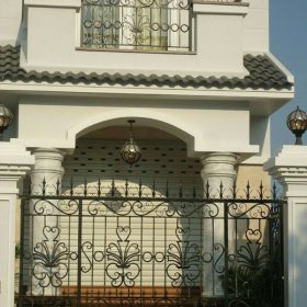 Dịch vụ làm hàng rào sắt mỹ thuật giá rẻ tại Quận 4