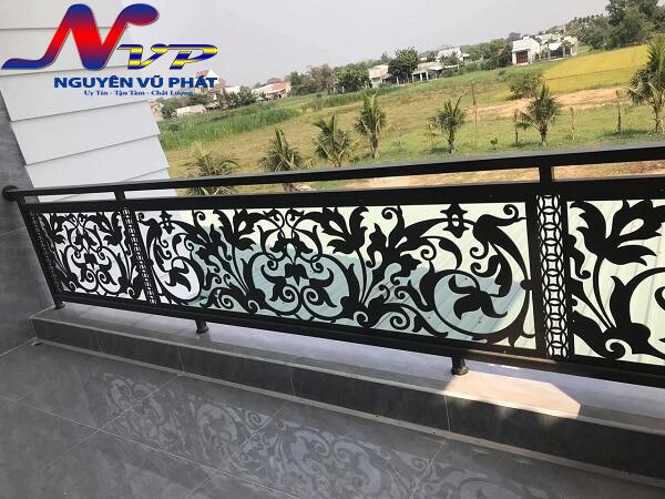 Lắp đặt Lan can sắt cắt cnc tại Thuận An