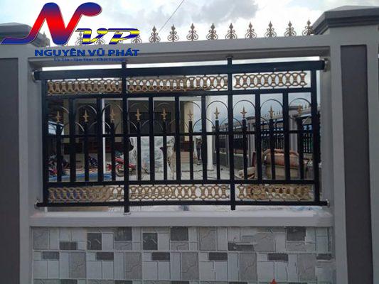Làm hàng rào sắt giá rẻ tại Quận 12 TPHCM