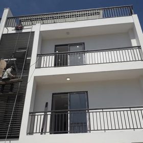 mẫu lan can sắt ban công đơn giản