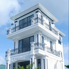 thi công lan can sắt ban công sắt mỹ thuật