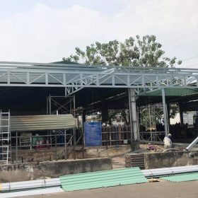 Thi công lợp mái nhà xưởng tại Quận 1
