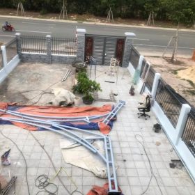 Thi công hàng rào sắt hộp