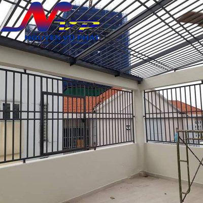 Khung sắt sân thượng giá rẻ