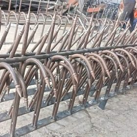 Chông sắt hàng rào